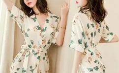 女子在直播间裸露身体被抓